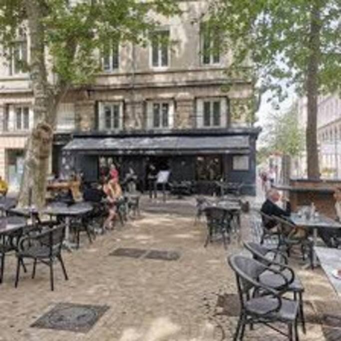 Magnifique T2 J Jaures Avec Garage Apartman Saint-Etienne  Kültér fotó